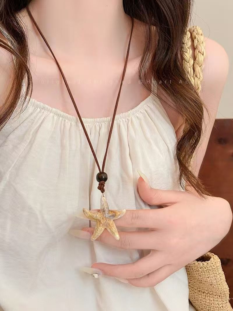 Luxury Minority High-grade Woven Clavicle Chain Fashion Necklaces