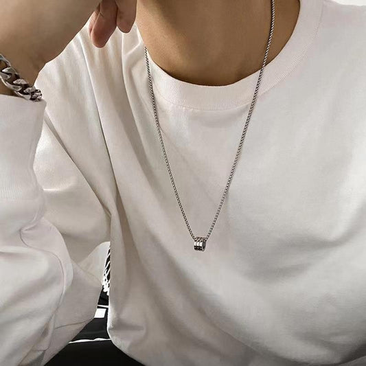 Women's & Men's Simple Small Waist Titanium Steel For Necklaces