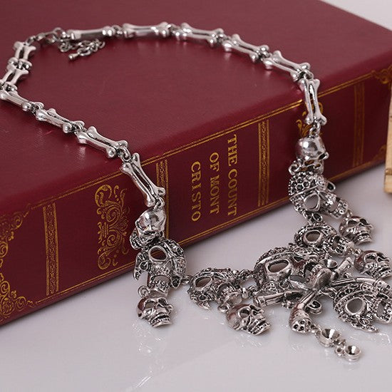 Women's Retro Exaggerated Skull Ghost Head Tassel Alloy Necklace