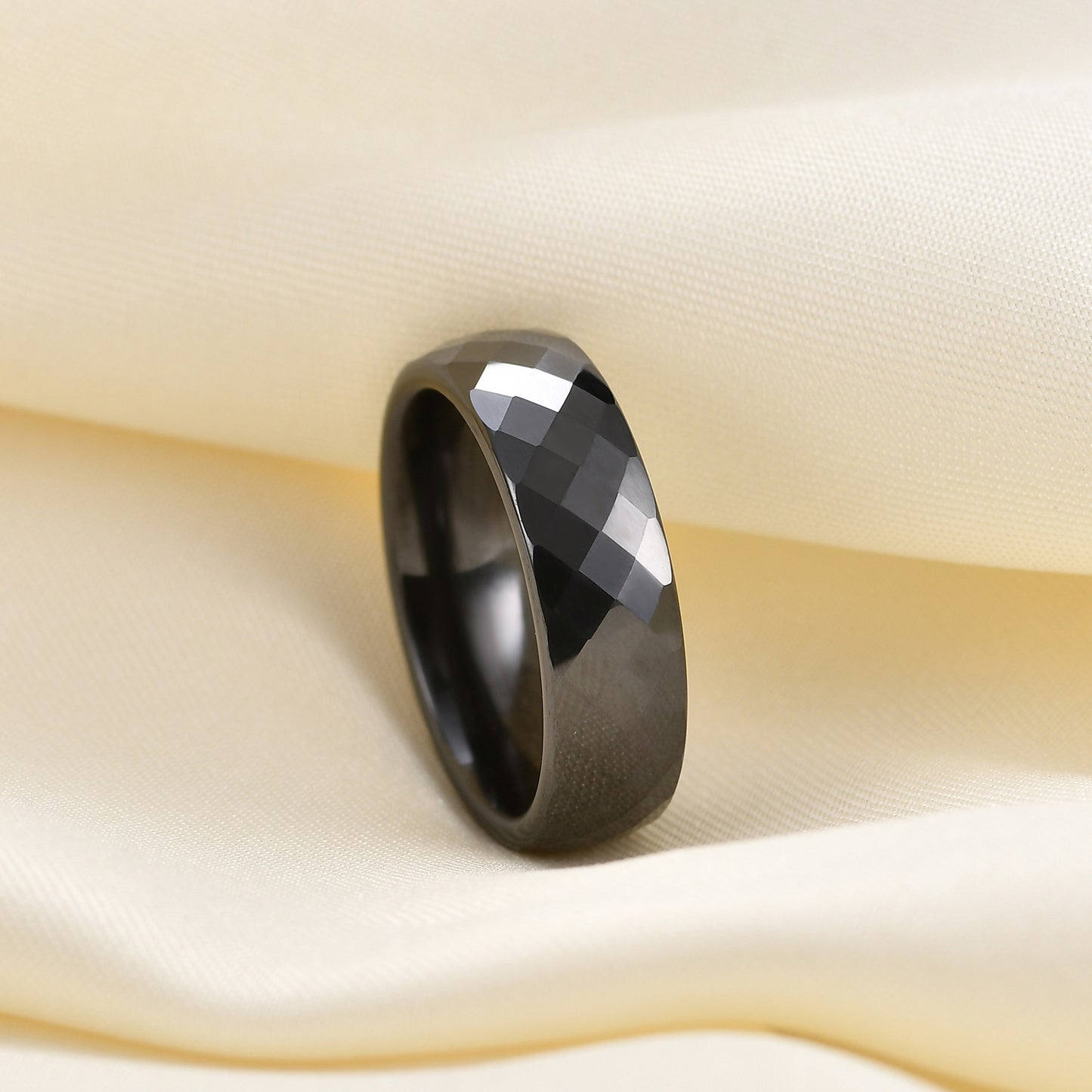 Ceramic Fashion Cut Surface Black White Simple Ring