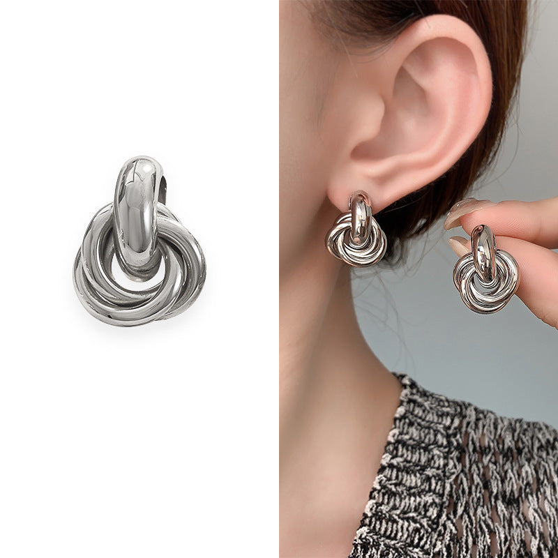 Women's Circle Twist Design High-grade Copper Plated Stud Earrings