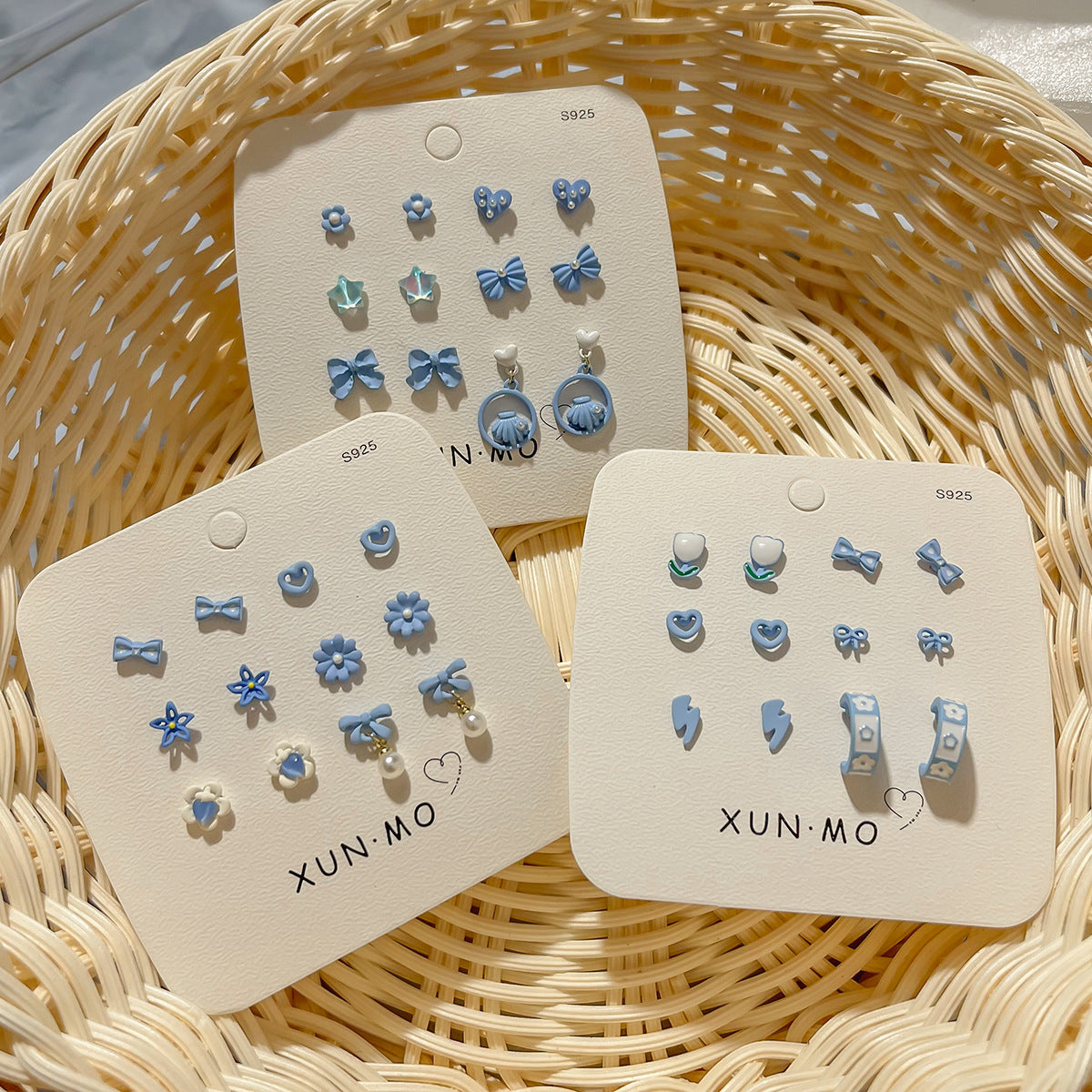 Women's Blue Color Earings Set White Sier Pin Earrings