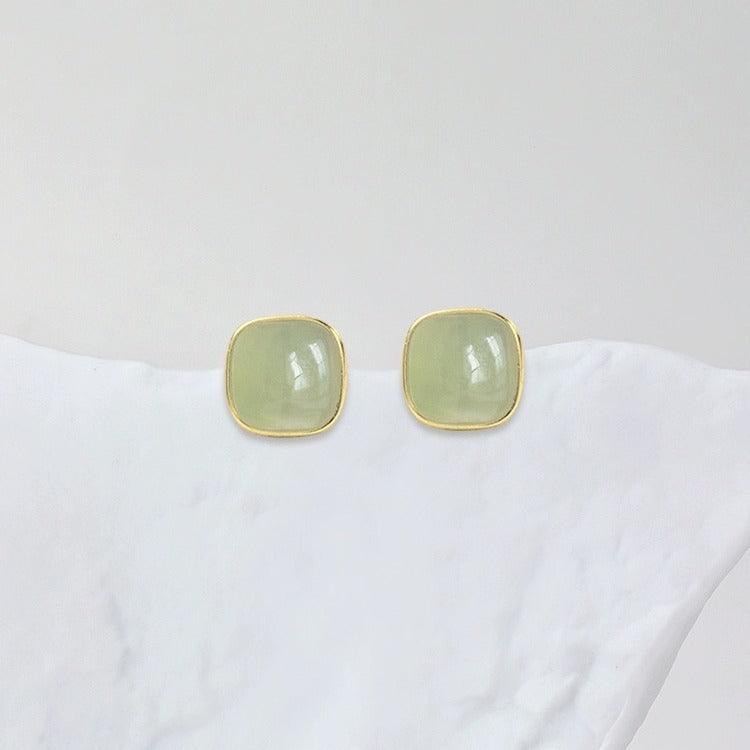 Women's Synthetic Jade Ear Sier-plated Ice Umbilicaria Stud Earrings