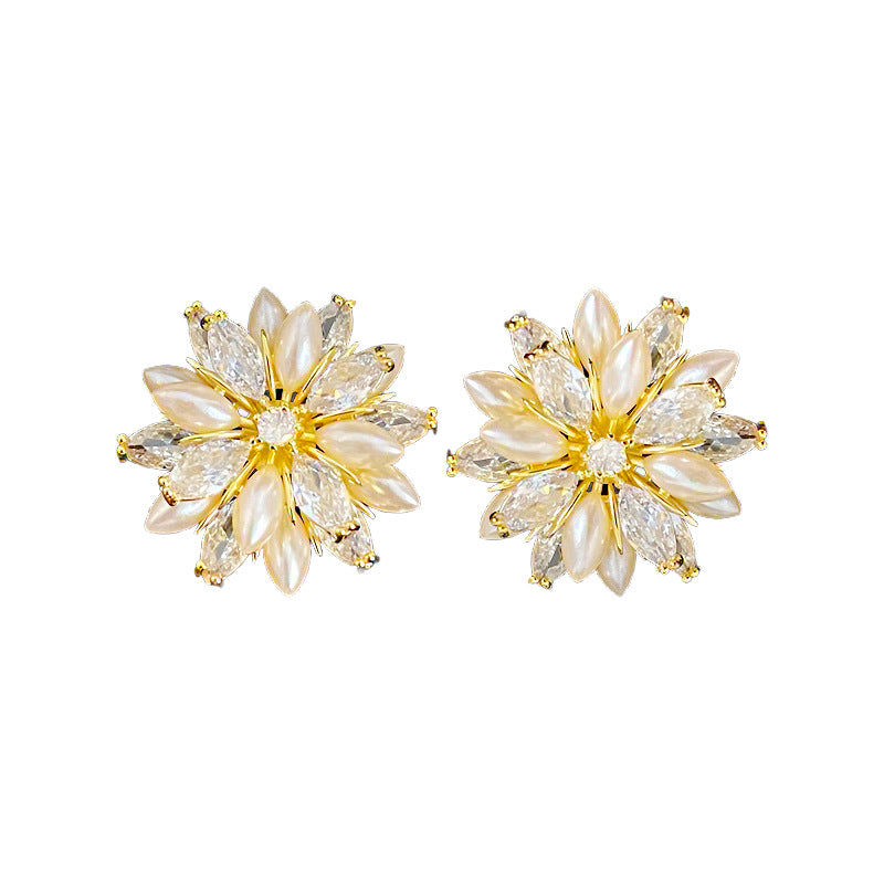 Zircon Pearl Flower Light Luxury High-grade Personalized Earrings