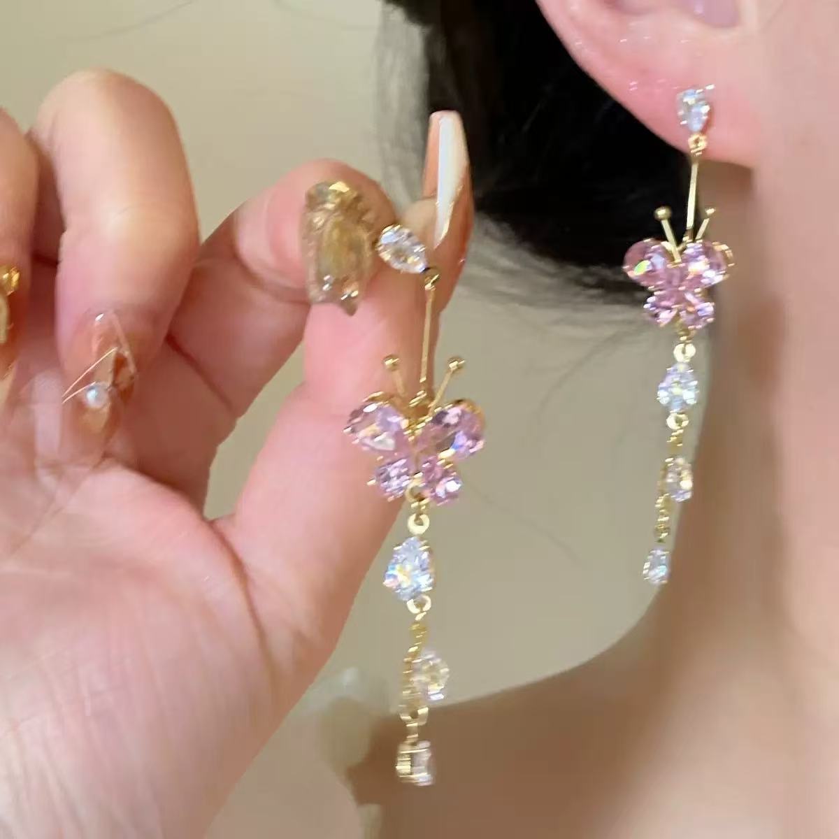 Luxury Pearl Water Drop Niche High Sense Temperament Fashion Earrings