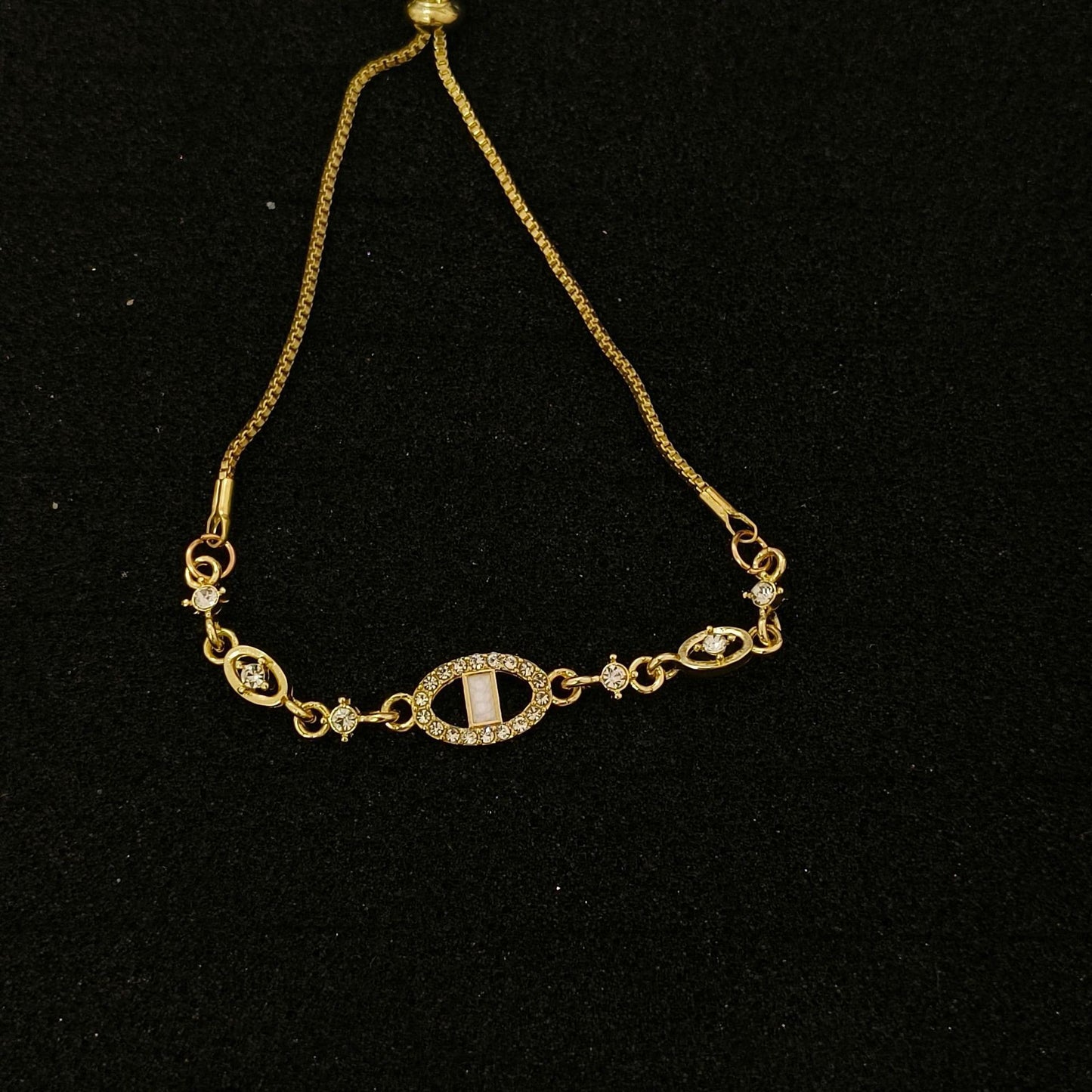 Beautiful Light Luxury High-grade Full Diamond Flash Trendy Temperamental Minority Bracelets