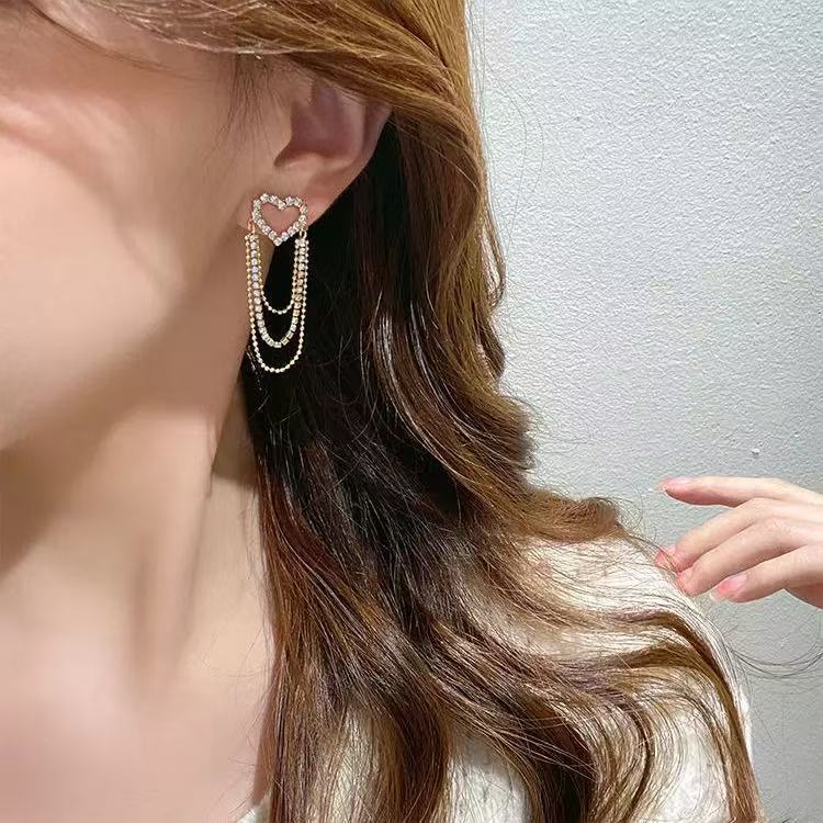 Women's Love Fairy Niche High-grade Light Luxury Tassel Stud Earrings