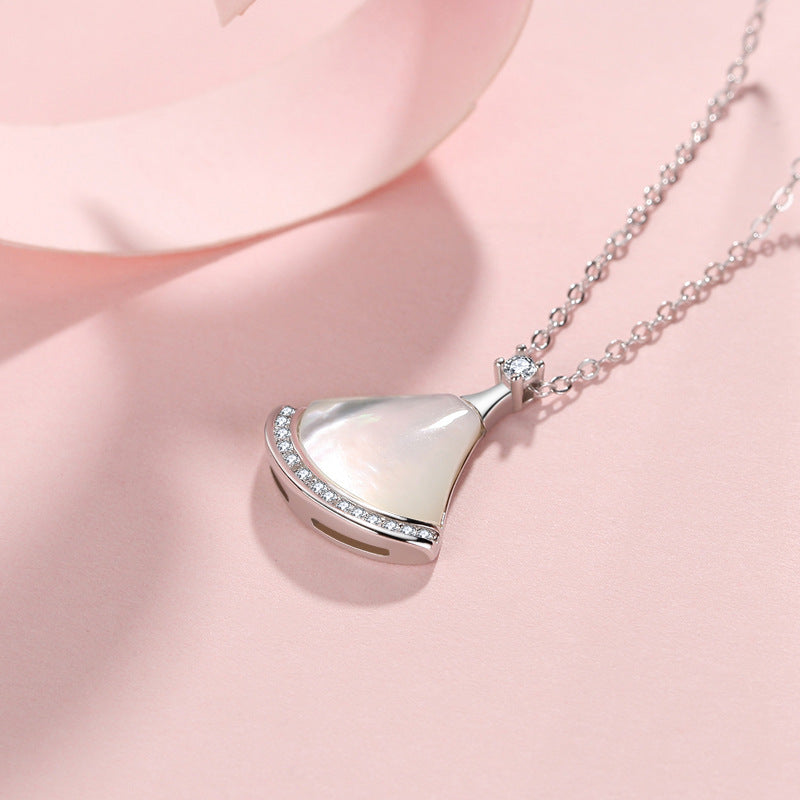 Small Skirt Female Fan Shell Fashion Simple Niche Necklace