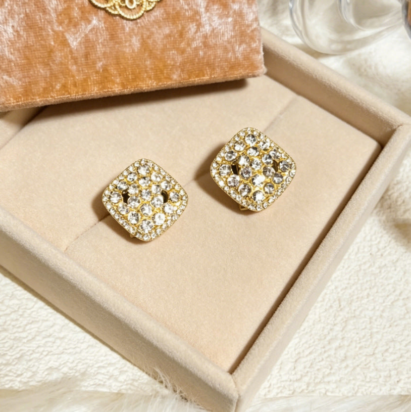 Temperament Inlaid Zircon Delicate Pearl High-grade Light Luxury Korean Style Stud Earrings