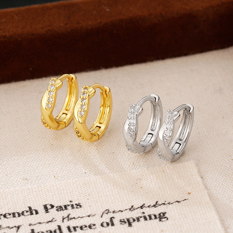 Women's Exquisite Clip Round Trendy Hoop Summer Earrings