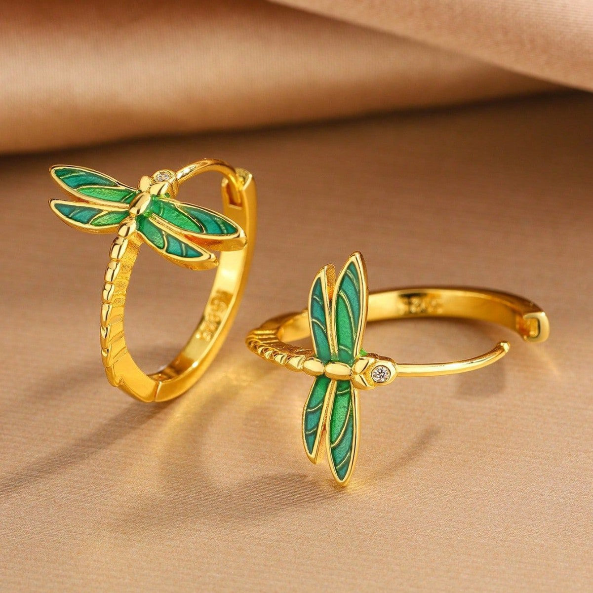 Elegant Dripping Small Dragonfly Hoop Versatile Rings