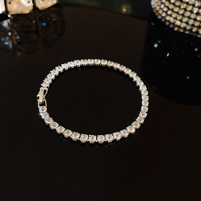 Zircon Titanium Steel Female Light Luxury Minority High-grade Pull Adjustable Bracelet