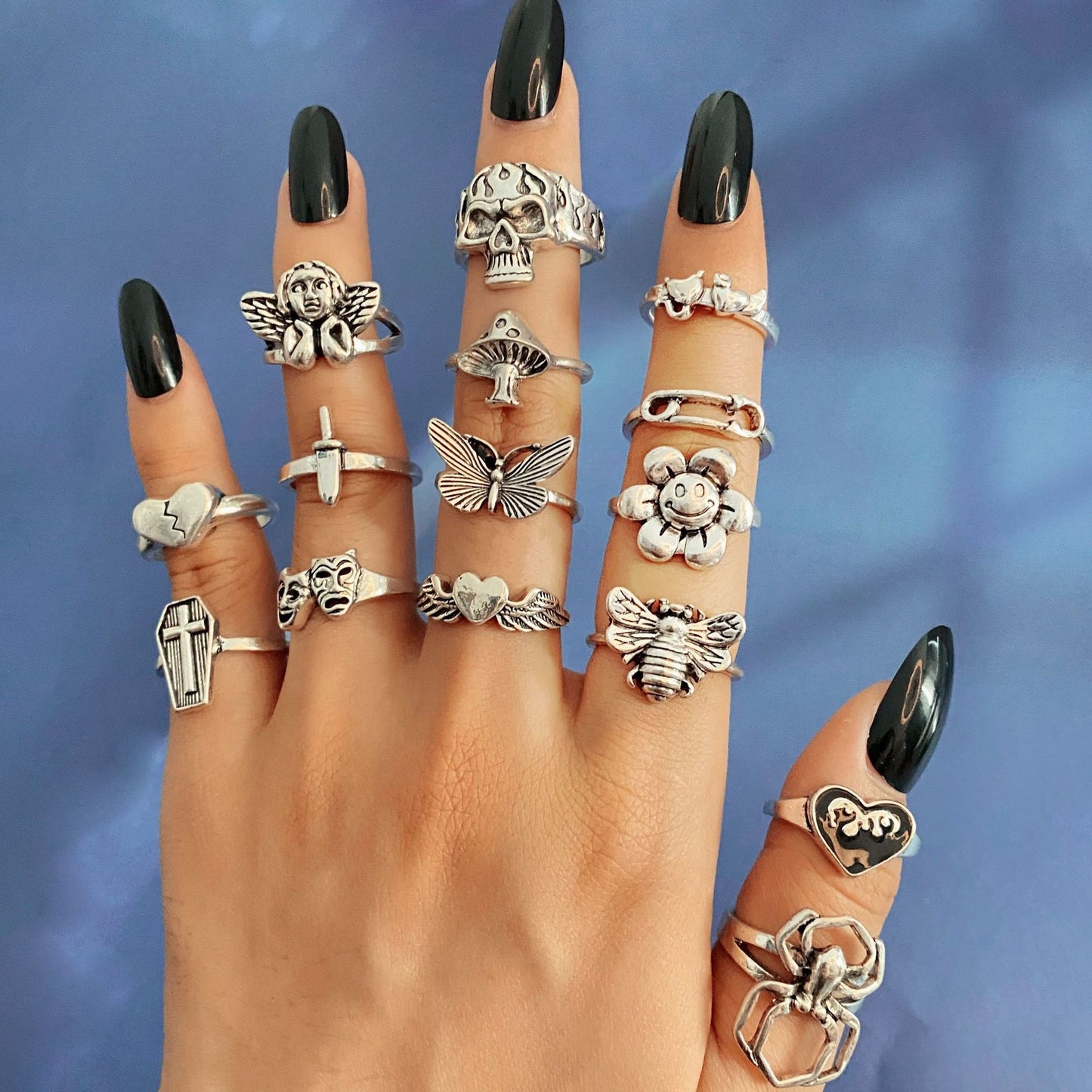 Knuckle Female Personality Rose Skull Spider Rings