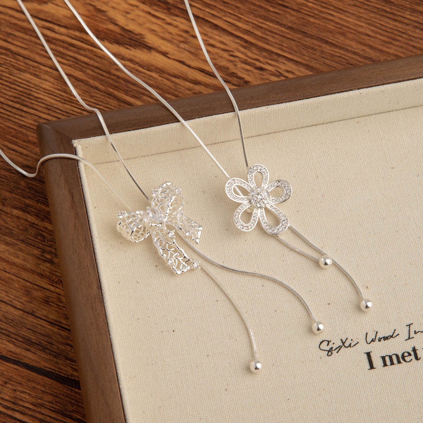 Pull Light Luxury High-grade Versatile Niche Elegant Adjustable Clavicle Necklace