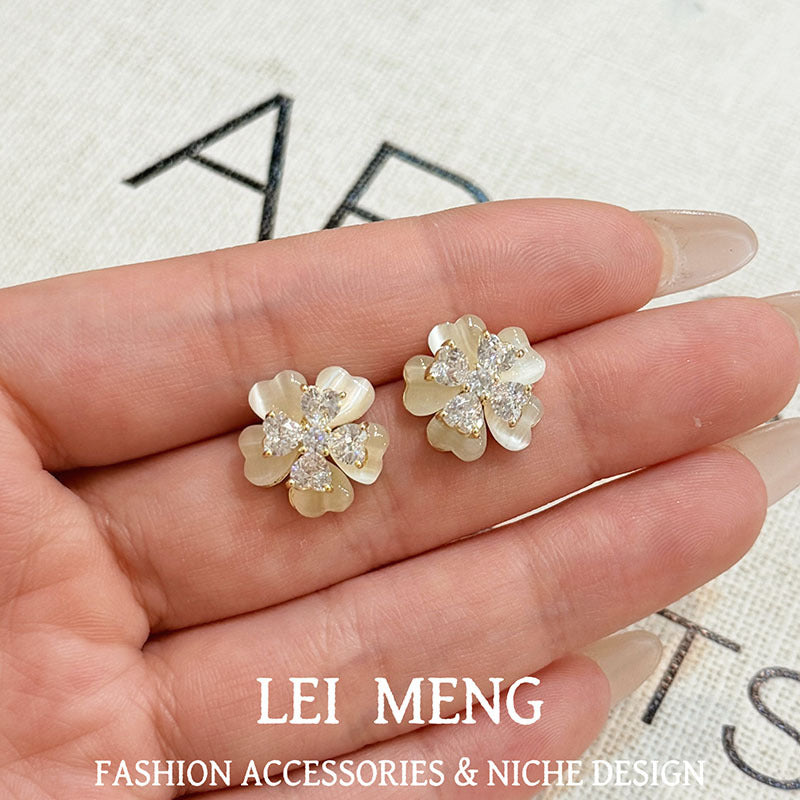 Women's Zircon Four-leaf Flower Simple Niche High-grade Personality Earrings