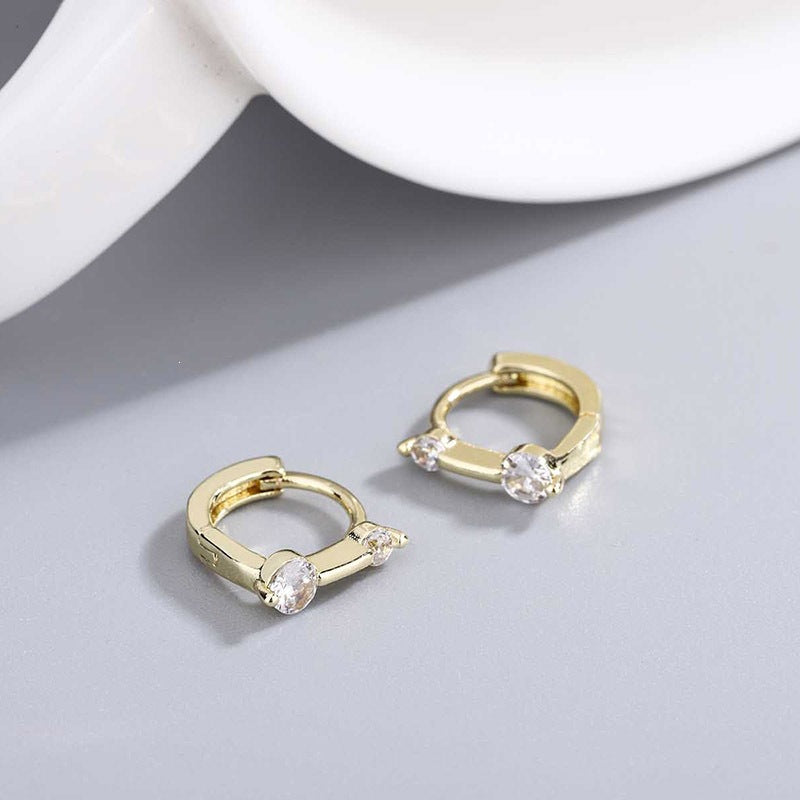 Fashion Zircon Temperament Style Trendy Unique White Ear Buckle
