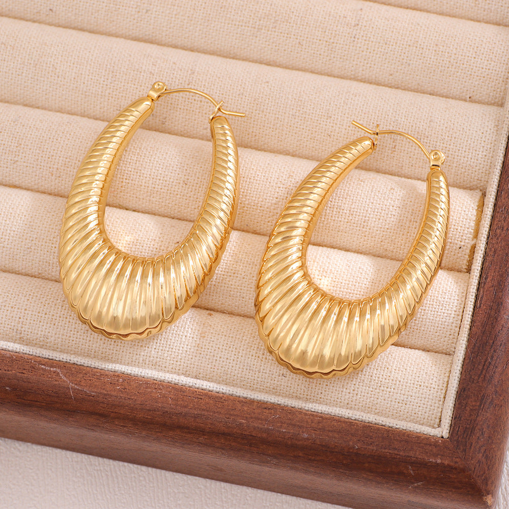 Women's Shaped Tube Style Light Luxury Fashion Simple Luxurious Earrings