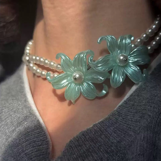 Women's Design Mint Green Flower-de-luce Pearl High-grade Clavicle Necklaces