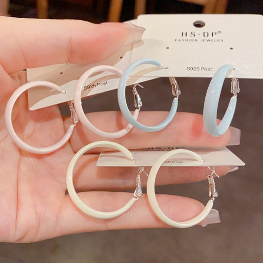 Women's Simple Dripping Oil Round Niche Personality Unique Design Light Earrings