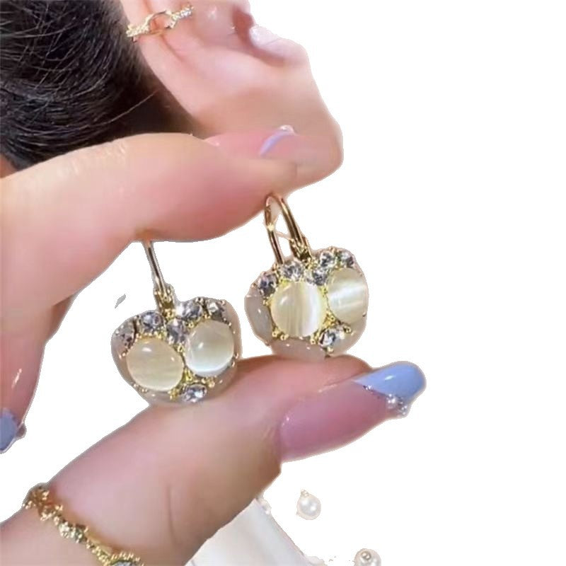 Light Luxury Clover Niche High Sense Tassel Stud Earrings