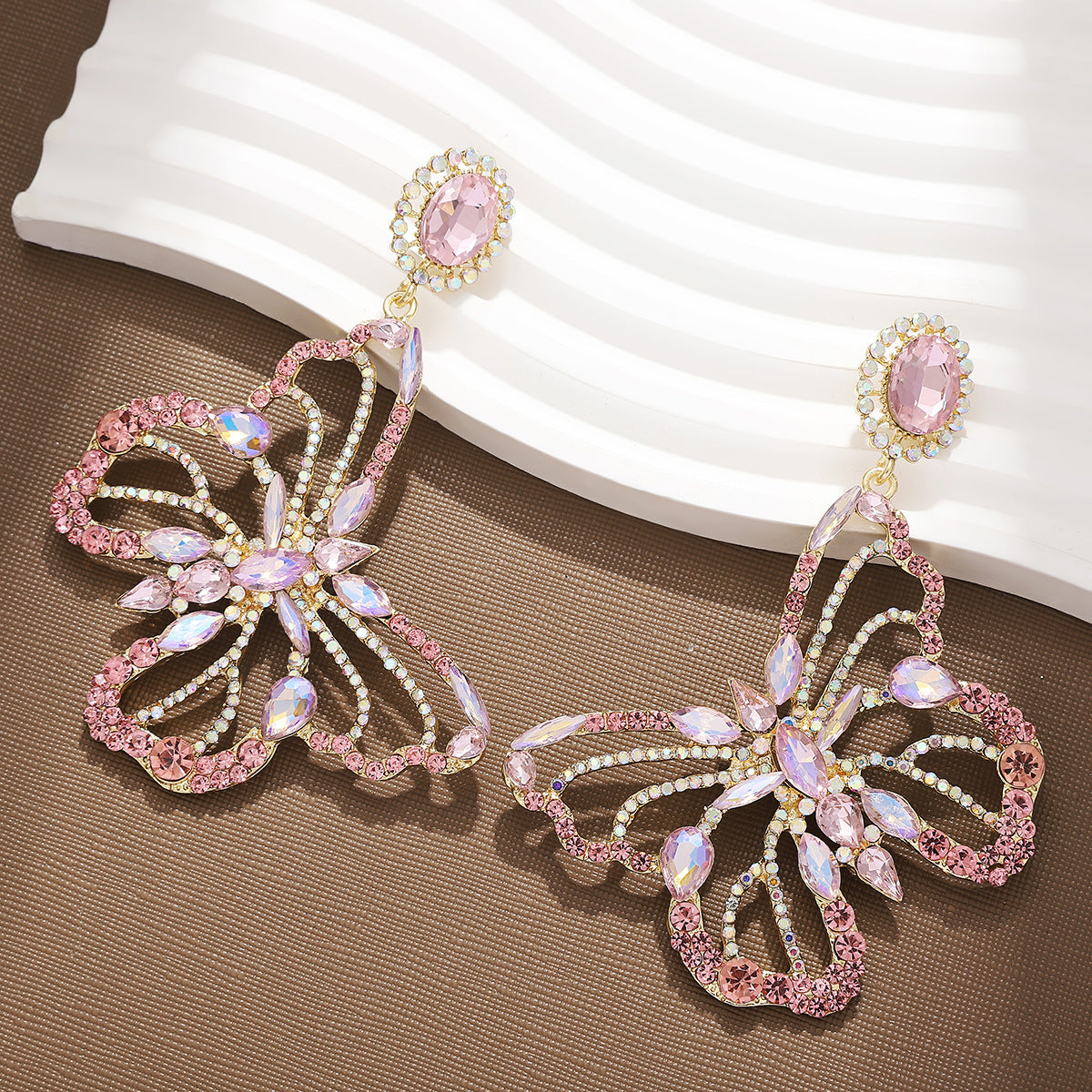 Retro Diamonds Hollow Colorful Butterfly Design Earrings