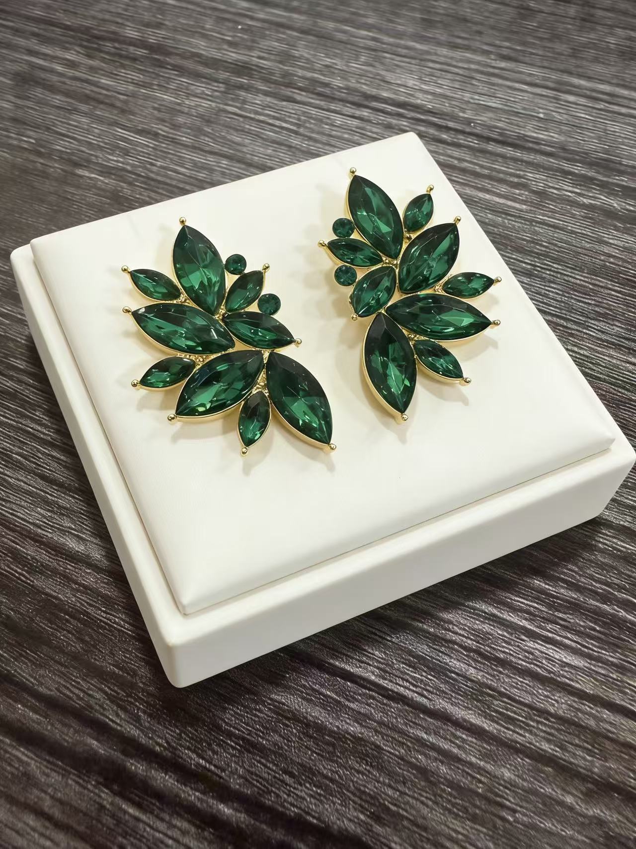 Women's Pair Cross Mirror Classic Fashion Simple Love Heart High-grade Earrings