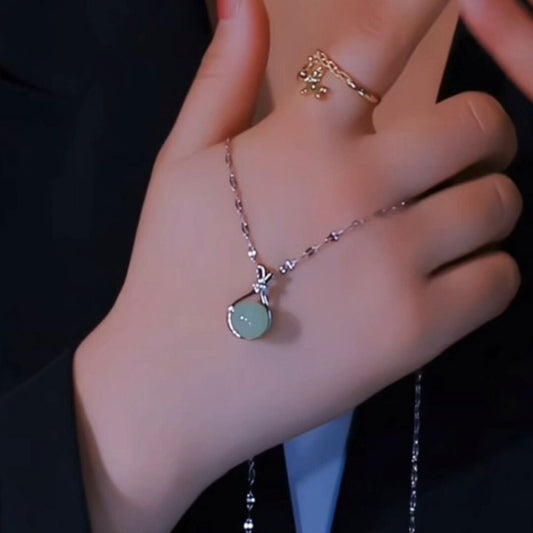 Women's Style Sier Lucky Bag High-grade Clavicle Chain Light Necklace