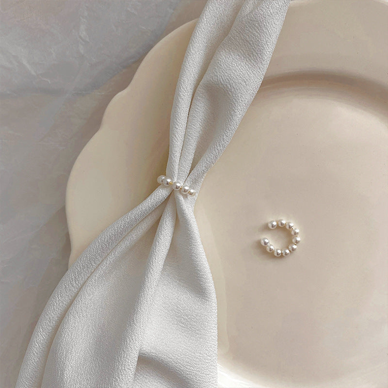 Women's Pearl Type Ear Clip Simple Elegant Summer Cold Earrings