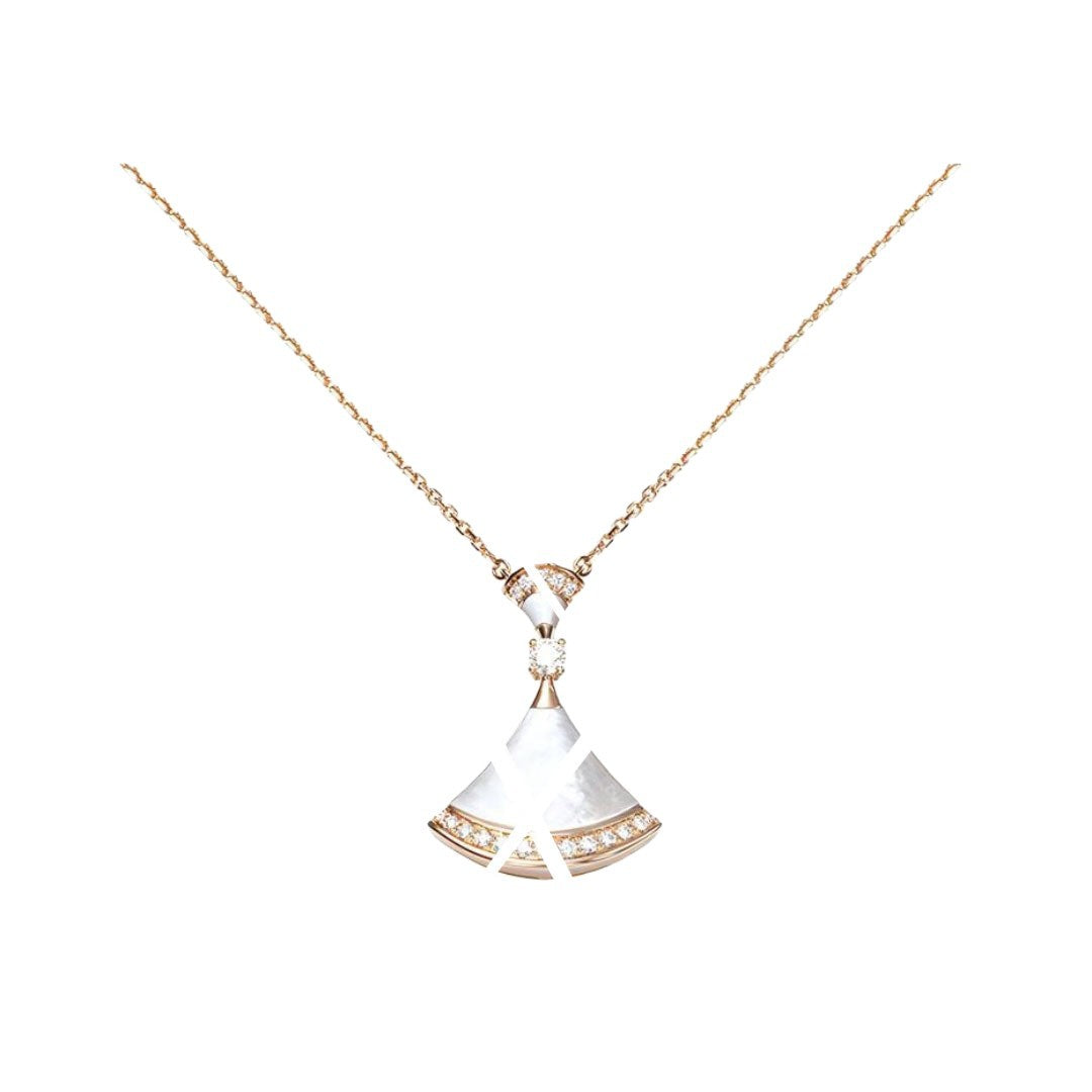 Home Small Skirt Fan-shaped Fan Double White Shell Carnelian Layer Necklace