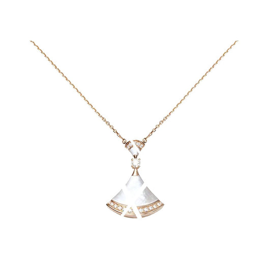 Home Small Skirt Fan-shaped Fan Double White Shell Carnelian Layer Necklace