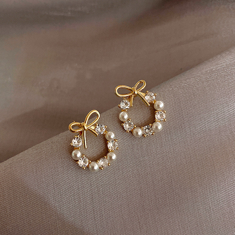 Women's Pearl French Minority Retro Affordable Luxury Stud Earrings