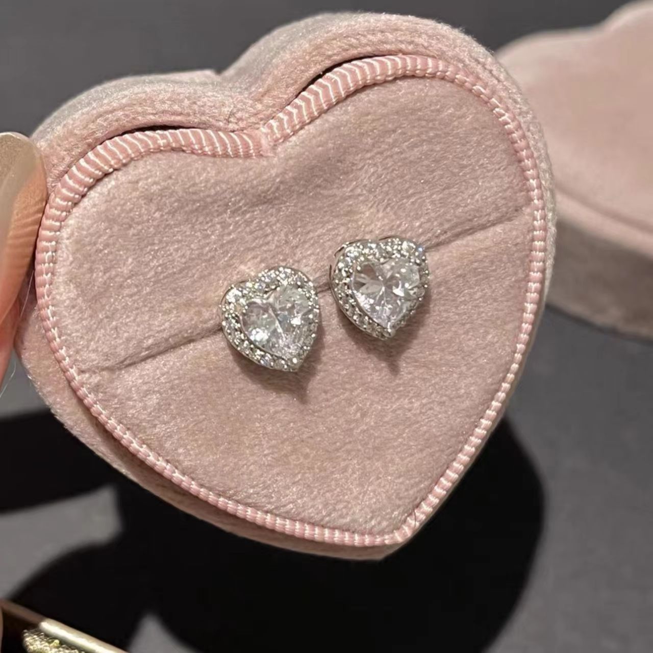 Ear Bone Clip High-grade Atmosphere Full Stud Earrings