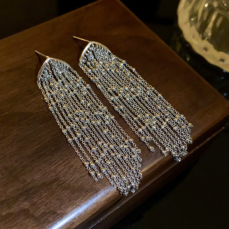 U-shaped Cluster Sequins Long Fringe Heavy Metal Earrings