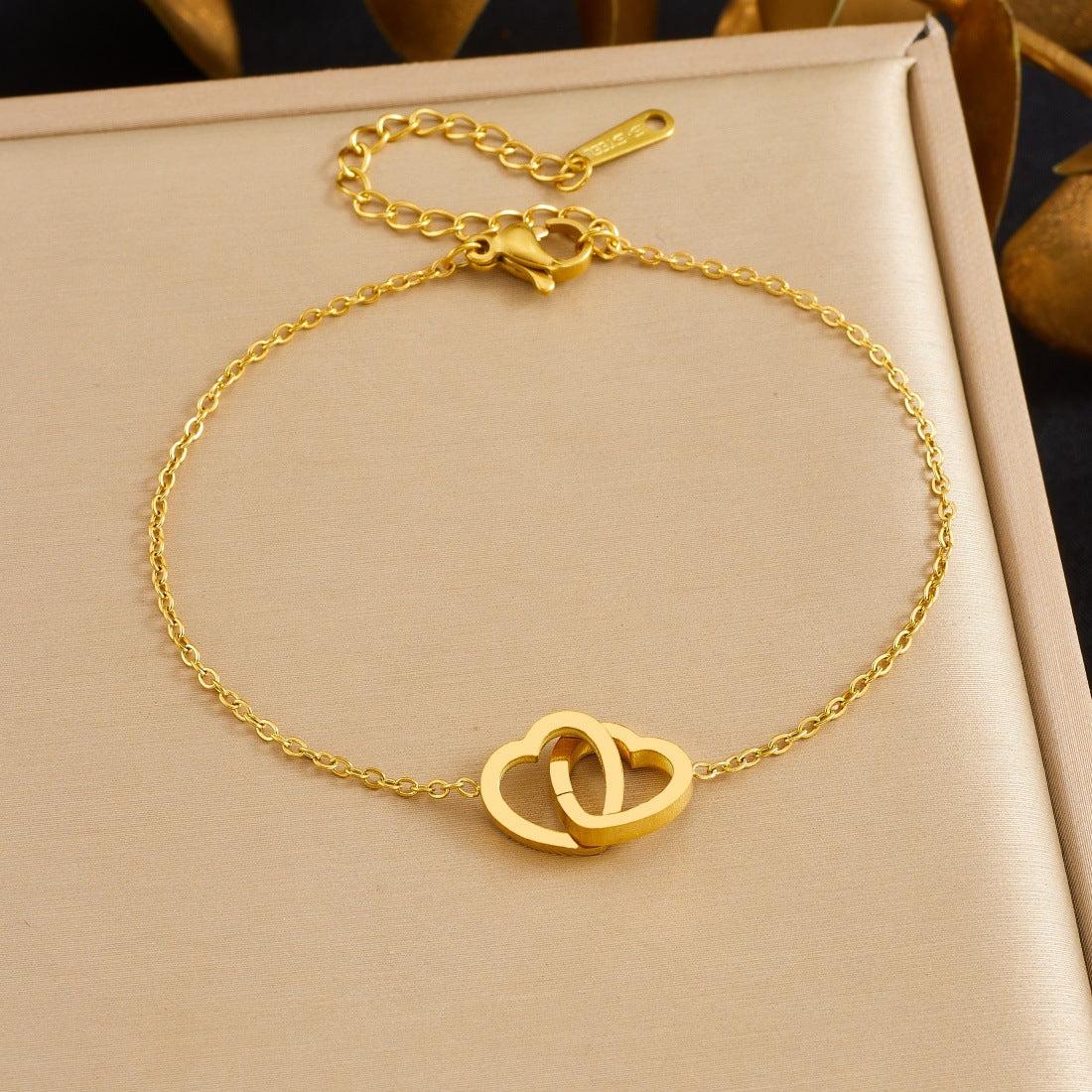 Stainless Steel Exaggerated Design Love Heart Flowers Gold-plated Pendants