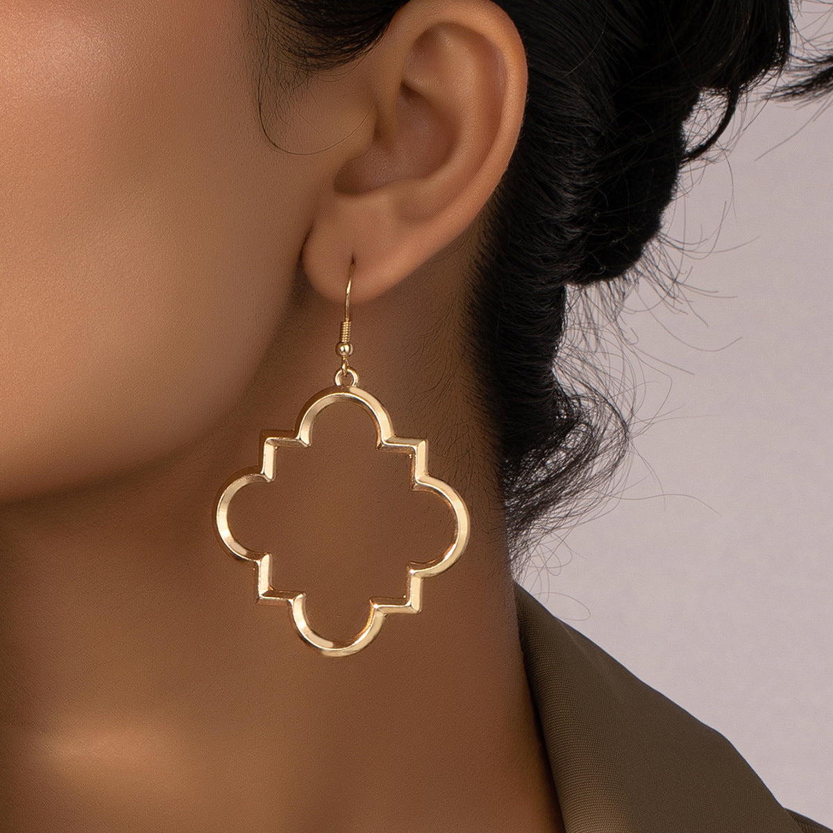 Women's Large Fashion Flower For Simple Personality Ear Rings