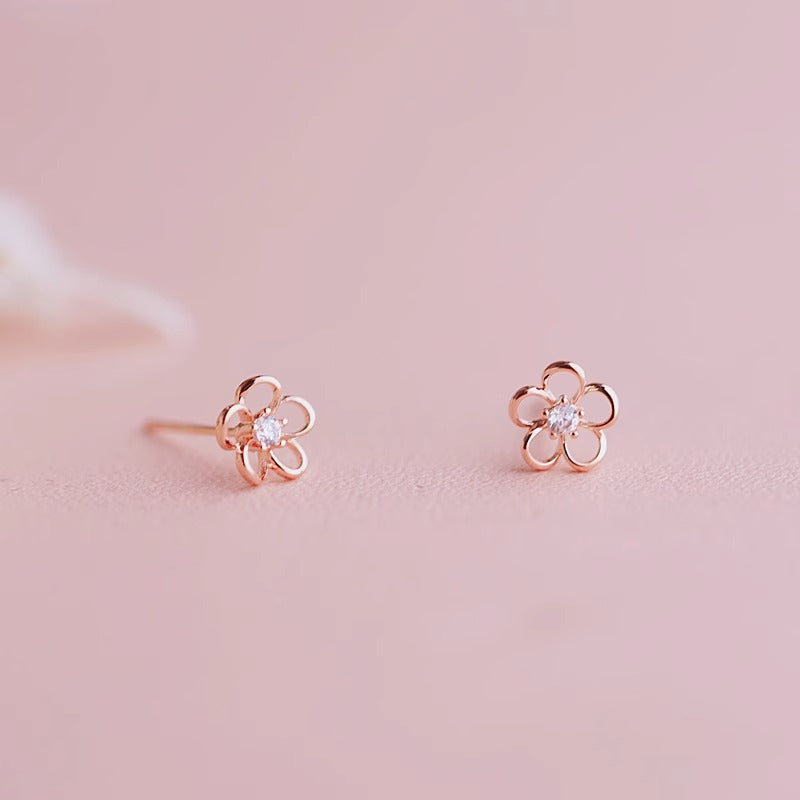 Women's Flower For Light Luxury Minority Design Sense Rhinestone Hollow Small Stud Earrings