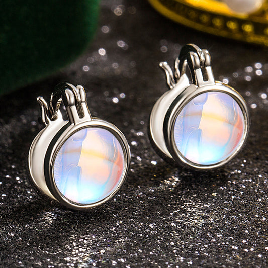 Round Clip Female Design Temperament Entry Lux Simple Heart-shaped Valentine's Ear Buckle