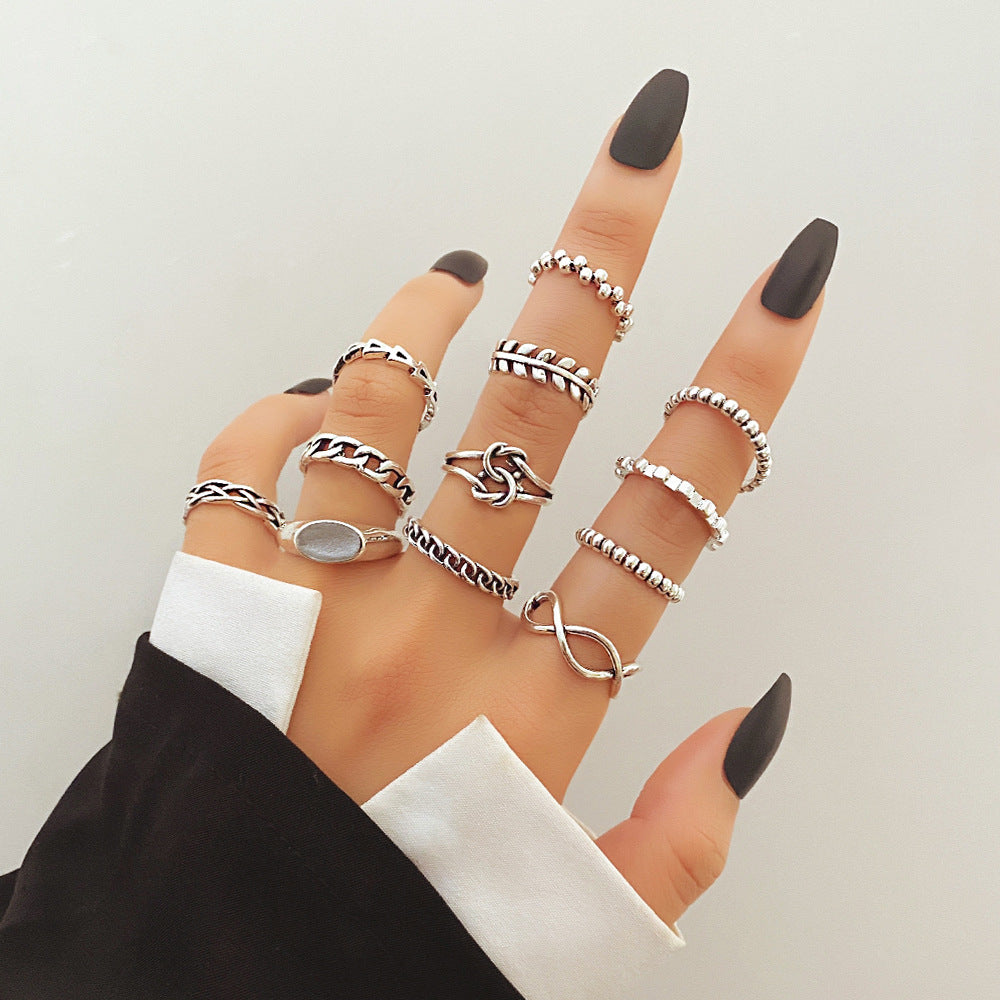 Women's Knotted Vintage Suit Retro Exaggerated Hip Hop Punk Rings