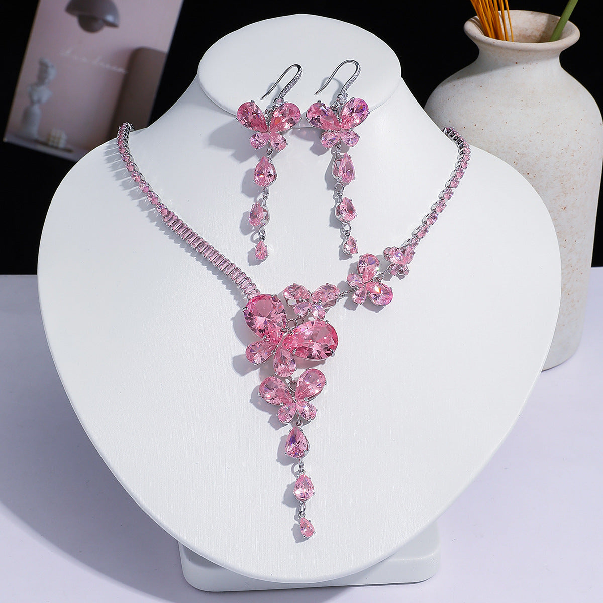 Fashion Trend Zircon Green Butterfly Tassel Necklace