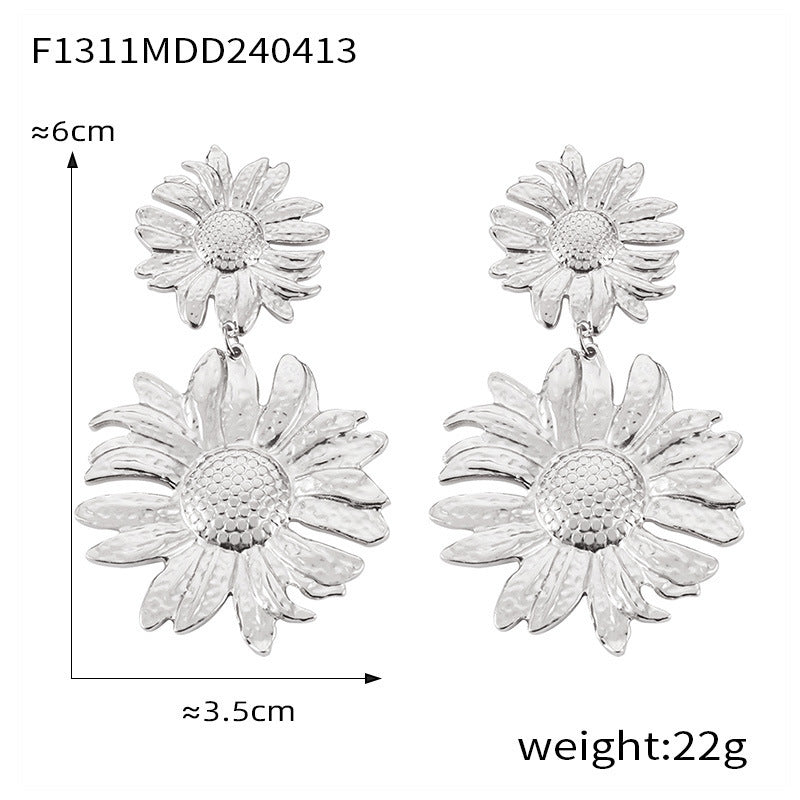 Texture Flower Design Sense Titanium Steel Gold Plated Casual Earrings