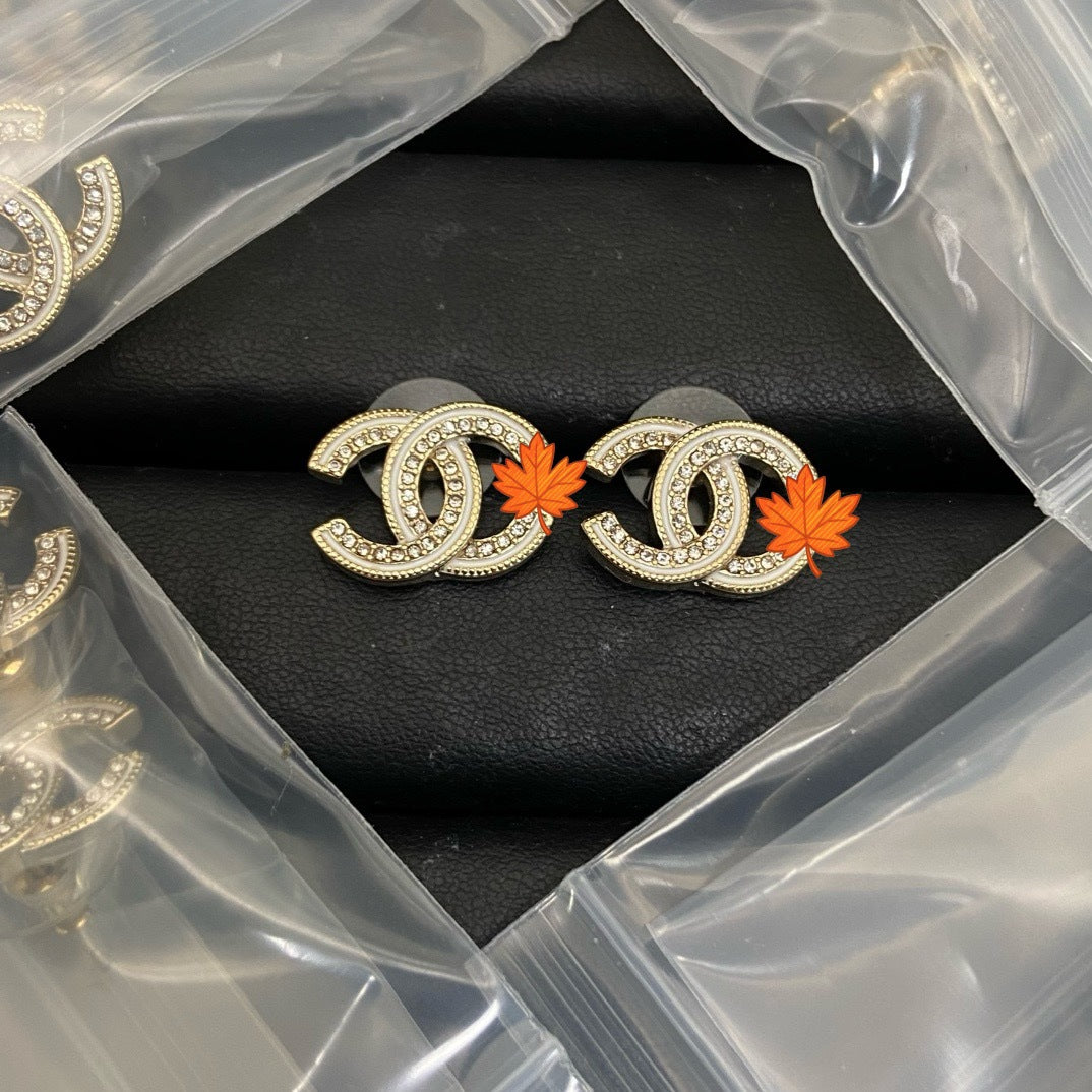 Women's Double Diamond High Version Retro Heart-shaped Bow Sier Earrings