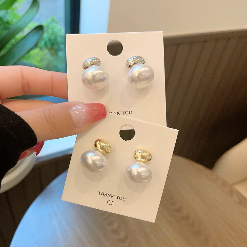 Women's Sier Needle French Style Retro Design Oval Shell Pearl Stud Earrings