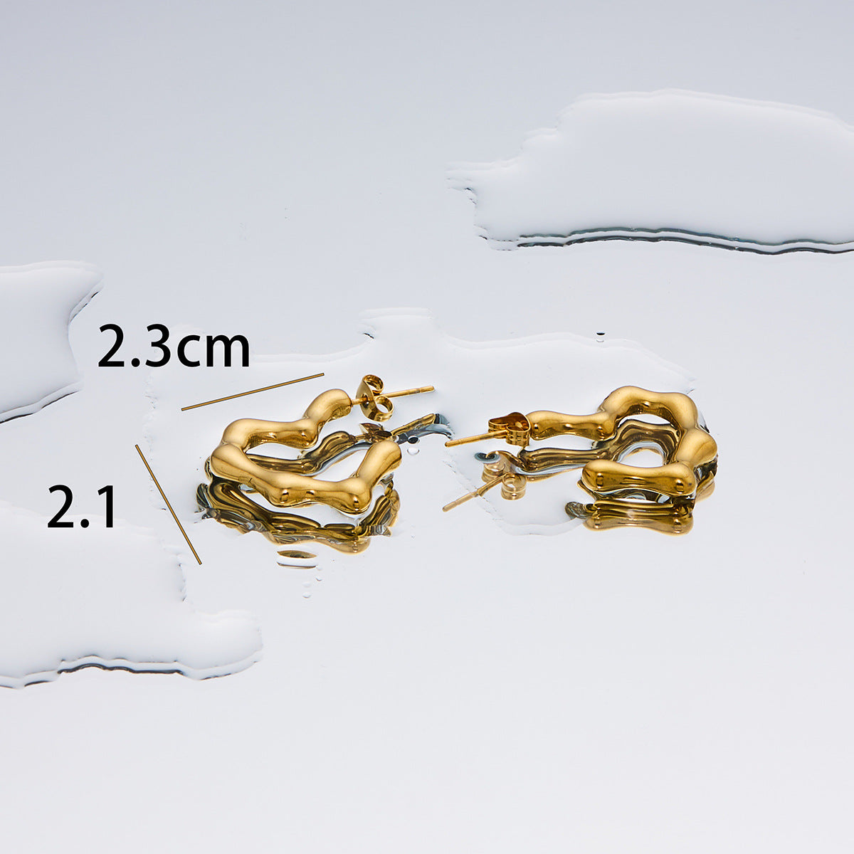 Women's Fashion Exaggerated Titanium Steel Ear High Sense Design Electroplating Stud Earrings