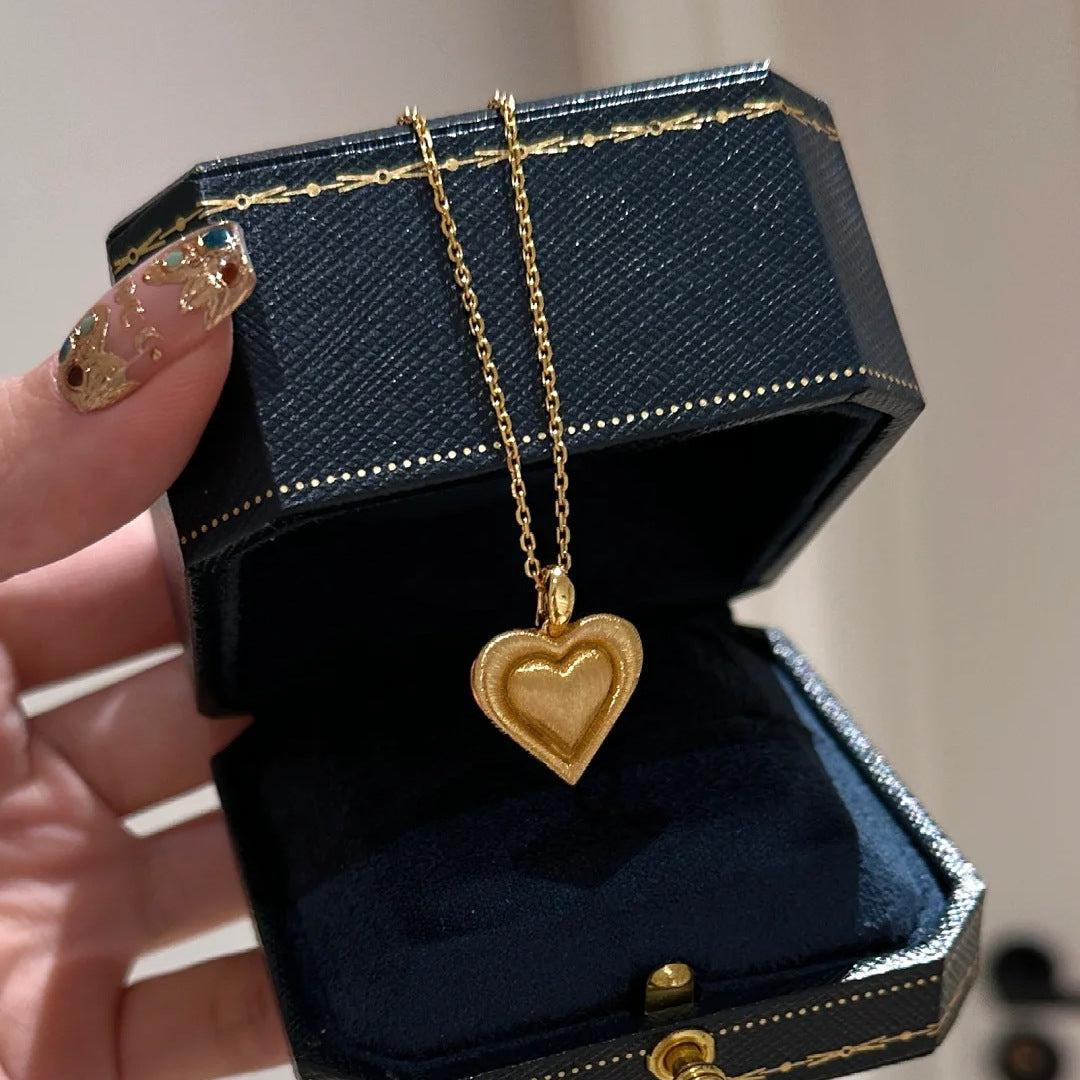 Women's Style Heart-shaped Special Interest Light Luxury Stylish Pendants