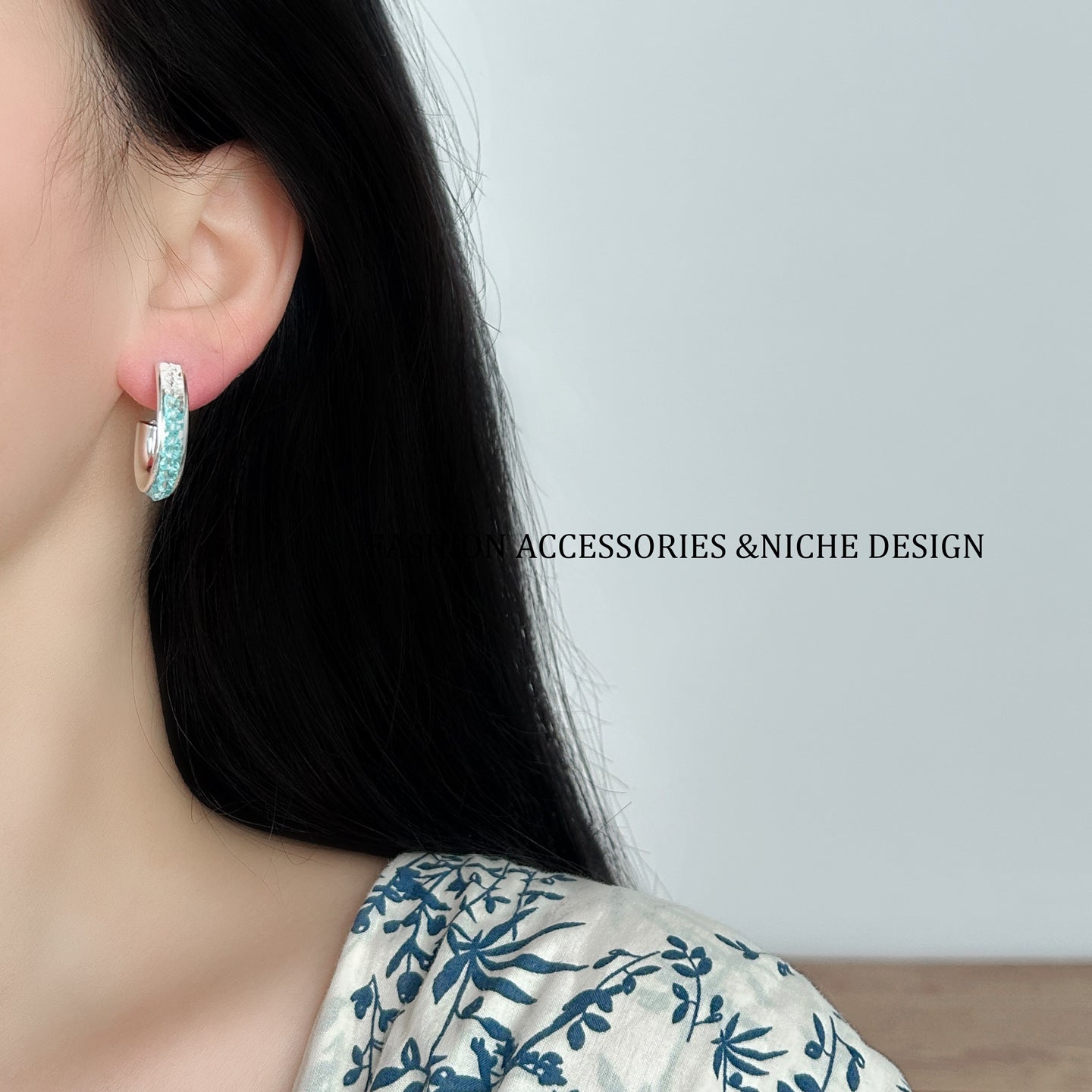 Irregular Design Color Crystal Zircon Ear Niche Rings