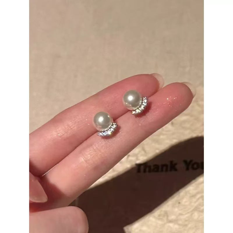 Women's High-grade Small Zircon Pearl Special Interest Light Luxury Retro Personality Earrings