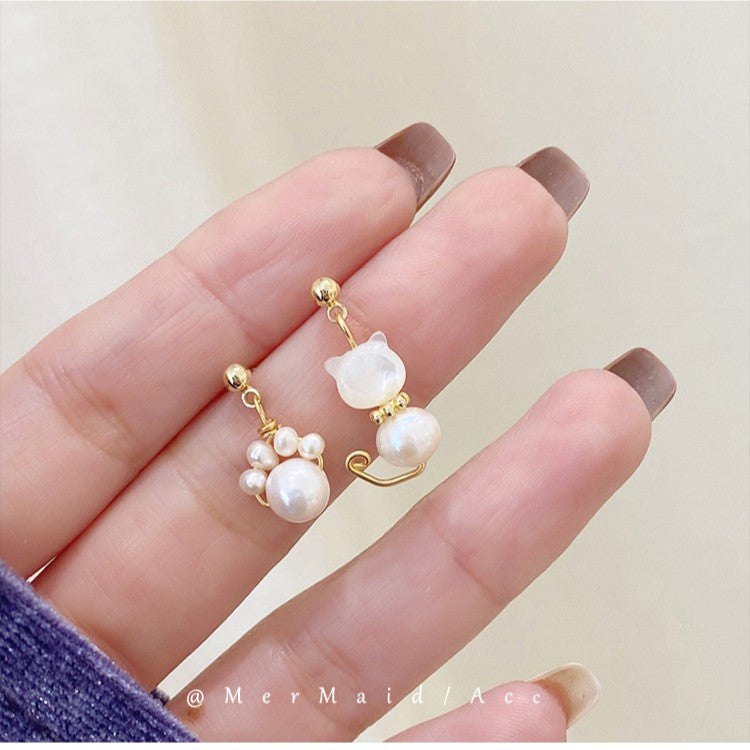 Kitty Fishbone Female Asymmetric Design Light Stud Earrings