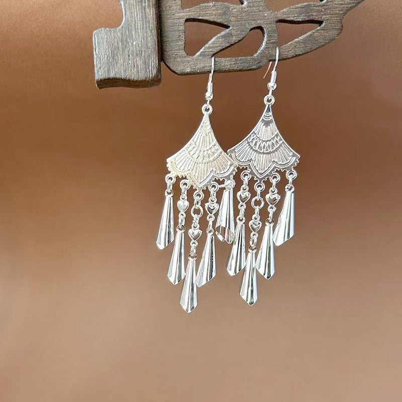 Sier Ethnic Style Peacock Retro Ear Hook Vintage Scenic Spot Earrings