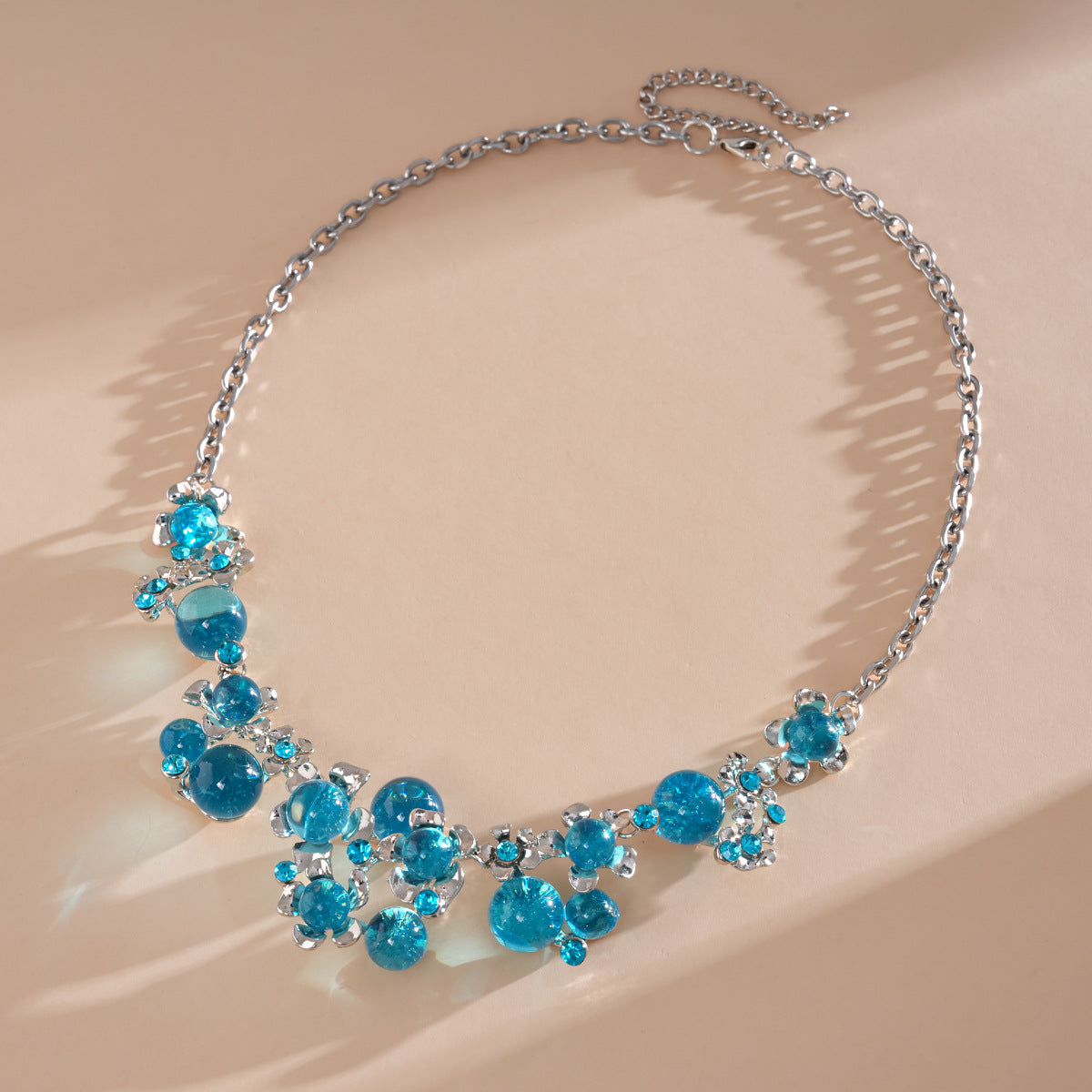 Round Flower Personalized Unique Clavicle Chain Retro Minority High Necklace