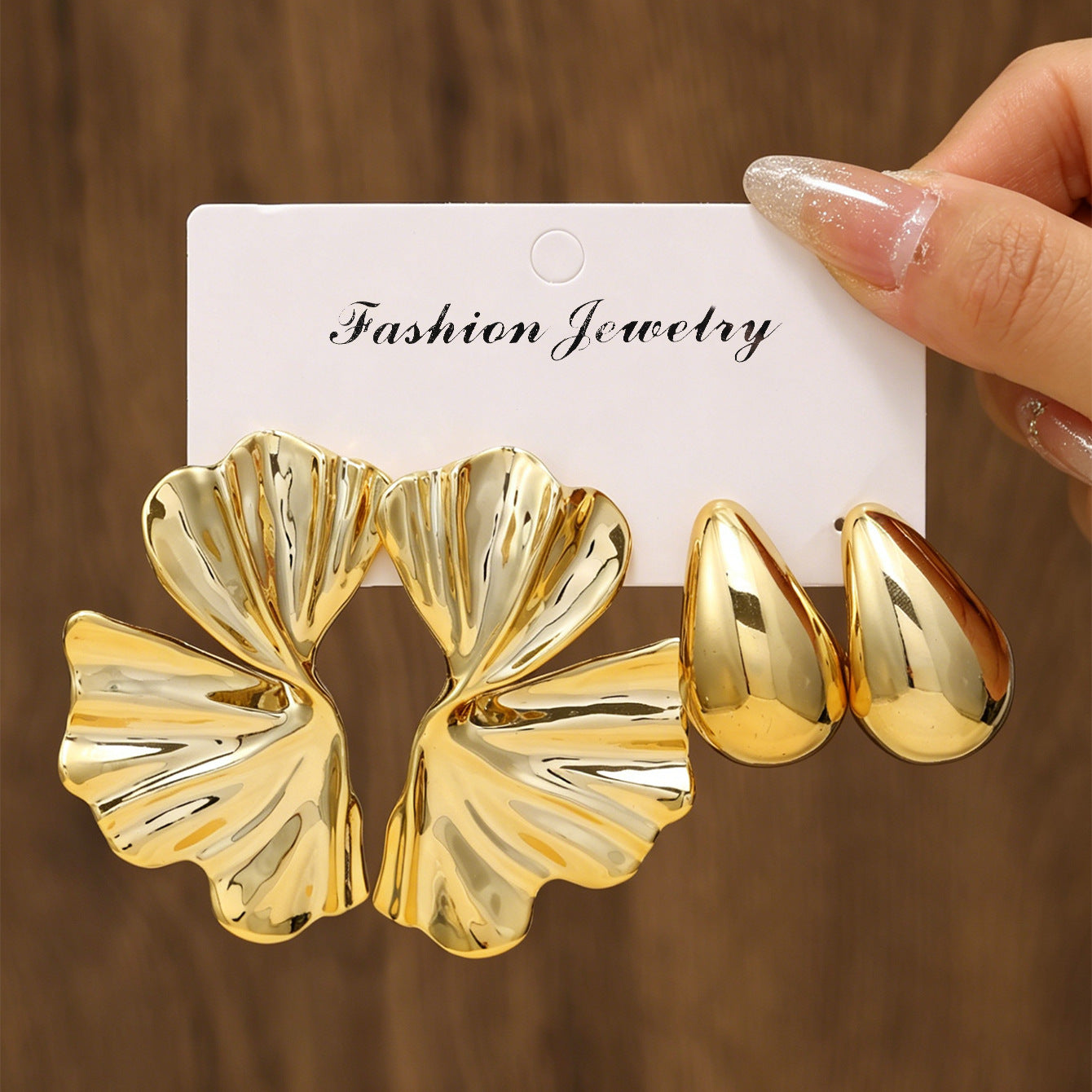 Women's Gold Geometric Fashionable High Sense Combination Earrings